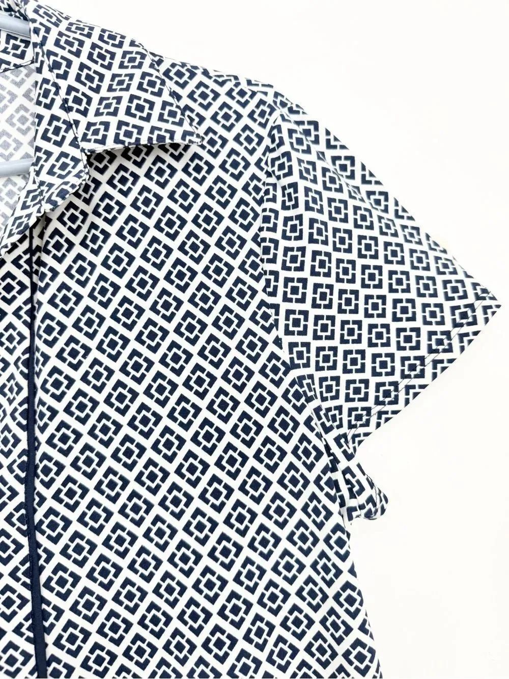 Max Studio Blue Complimentary Print Geometric Short Sleeve Midi Shift Dress - Picture 6 of 12